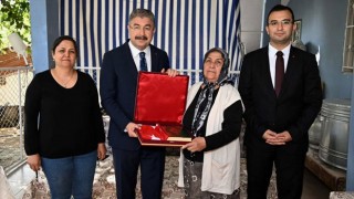Osmaniye Valisi, Şehit Ailesini Ziyaret Etti