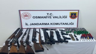 Osmaniyede havaya ateş eden magandaların evinden cephanelik çıktı