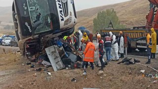 Otobüs kazasında ölü sayısı 7ye yükseldi