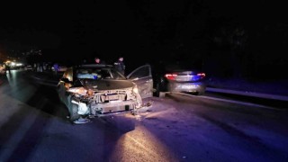 Otoyolda zincirleme kaza, 9 araç birbirine girdi: 4 yaralı