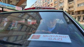 (ÖZEL) 93 yaşındaki Kore gazisi 48 yıllık aracına gelen teklifleri reddediyor
