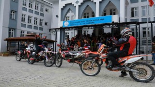 Özel çocuklara motocross sürprizi