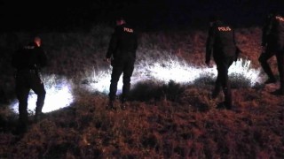(ÖZEL) Dur ihtarına uymayıp kaçan sürücü kaza yapınca yakalandı
