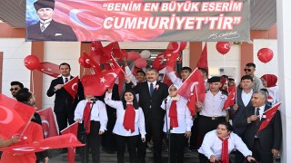 Özel Eğitim Meslek Okulu Öğrencileri Cumhuriyet'in 100. Yılını Kutladı