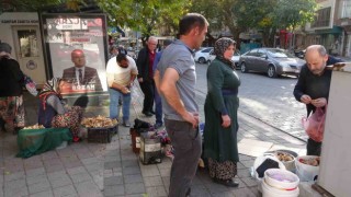 (ÖZEL) Toplaması zahmetli yemesi lezzetli mantar için pazar kuruldu