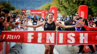 Özlem Işık, Bursada zirvenin sahibi oldu