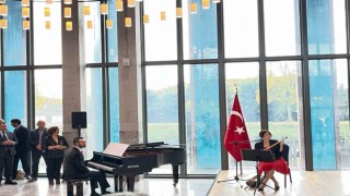 Paris Yunus Emre Enstitüsü, Cumhuriyetin 100. yılını coşkuyla kutladı