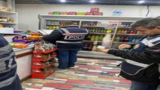 Polis ekipleri okul çevrelerinde denetim yaptı