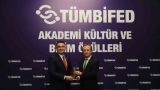 Rektör Barana eğitim ödülü