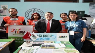 Rektör Özölçer, Öğrenci Toplukları Tanıtım Günlerine katıldı
