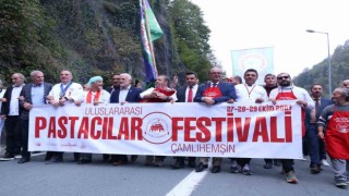 Rizede pastacılar festivali renkli görüntülere sahne oldu