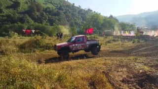 Rizede yapılan 2023 Karadeniz Off-Road Kupası 4. ayak yarışları nefes kesti