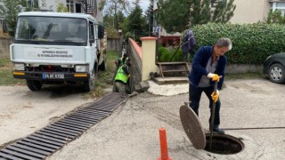 Safranboluda su taşkınlarına karşı temizlik çalışmaları yapıldı