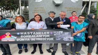 Sağlık çalışanları Gazzedeki vahşeti protesto etti
