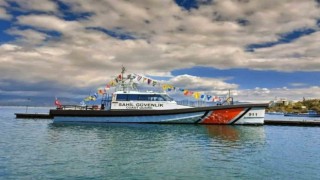 Sahil Güvenlik botları ziyarete açıldı