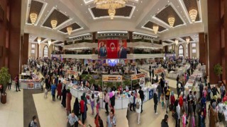 Şahinbey Belediyesinin kitap fuarını kitapseverler çok beğendi