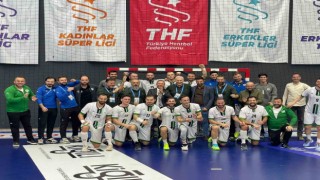 Sakarya Büyükşehir hentbol son şampiyonu sahasında devirdi