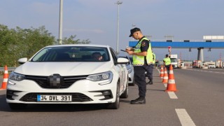 Sakaryada uyuşturucu ve asayiş denetimi: 9 tutuklama