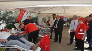 Salihlide rekor kan bağışı: Toplam bin 683 ünite