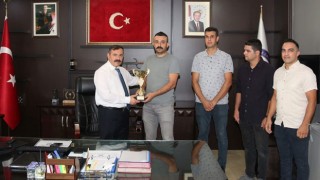 Şampiyon Takım Emniyet Müdürünü Ziyaret Etti