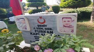 Şehit Furkan Kaplanbaba mezarı başında dualarla anıldı