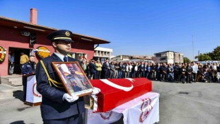 Şehit itfaiye eri Orçun Yaşar son yolculuğuna uğurlandı