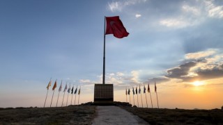 Şehitlerin ismi Cudi Dağının zirvesinde inşa edilen anıtla yaşatılıyor