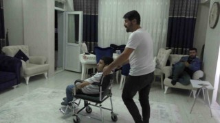 Serebral Palsi hastası Azad Özdemirin ikinci kitabı yayımlandı