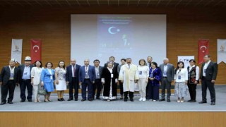 Siirt Üniversitesinde Cumhuriyetin 100. yılı sempozyumu