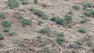Siirtte menengiç toplamaya giden kız yamaçtan yuvarlanarak yaralandı