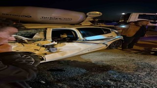 Silivride beton mikseri ile otomobil çarpıştı: 1 yaralı