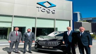 Simav Belediyesinin yeni makam aracı Türkiyenin yerli otomobili Togg oldu