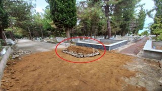 Sinopta fıkra gibi olay: Eski belediye çalışanını yola defnettiler