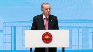 “Sivil Anayasa, Aziz Milletimize Anasının Ak Sütü Gibi Helaldir”