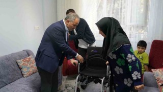 Sosyal medya üzerinden ulaşıp hayal ettiği akülü sandalyesine kavuştu