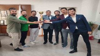 Sünnetci, şampiyonları ağırladı