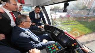Talas Mevlana-Cumhuriyet Meydanı tramvay hattı, Bakan Özhasekinin sürüşü ile hizmete başladı
