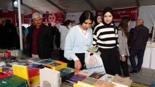 Tatvan 2nci kitap fuarı törenle başladı