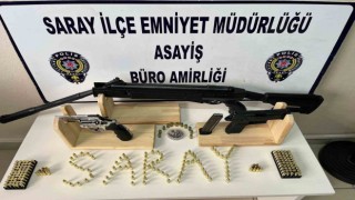 Tekirdağda ruhsatsız silahlar ele geçirildi