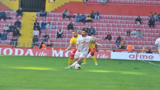 Trendyol Süper Lig: Kayserispor: 1 - Çaykur Rizespor: 0 (İlk yarı)