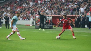 Trendyol Süper Lig: Y. Samsunspor: 0 - RAMS Başakşehir: 0 (İlk yarı)