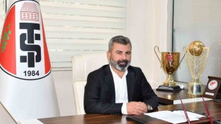 Turgutluspor Başkanı Akın: Başarımızın sırrı aile olmaktan geçiyor