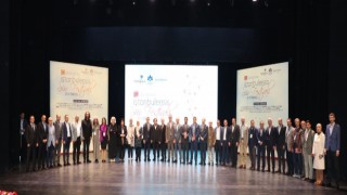 Uluslararası ‘İstanbulensis Şiir Festivali Gazze Şiiri ile başladı