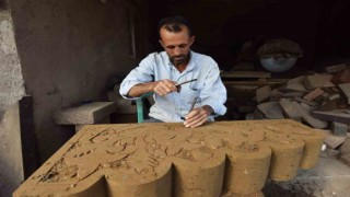 UNESCO Kültürel Miras Listesinde bulunan geleneksel Ahlat taş işçiliği yaşatılıyor