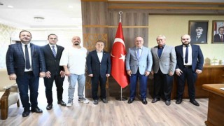 Uşak Üniversitesine Kurumsal Kan Bağışçısı madalyası