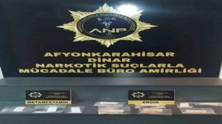 Uyuşturucu maddeler ile yakalanan 3 kişiden ikisi tutuklandı