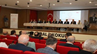 Vali Aslan okul müdürleriyle eğitimi konuştu