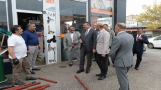 Vali Çiftçiden sanayi esnafına ziyaret