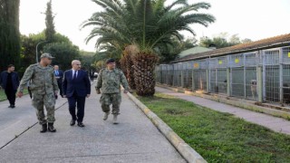 Vali Demirtaş askeri harayı ziyaret etti
