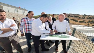 Vali Varol, deprem konutlarını inceledi